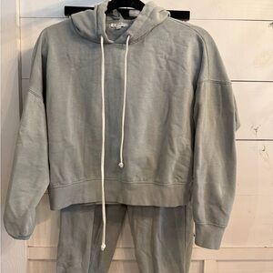 Light Green Hoodie and Sweatpants Set (ZSupply)